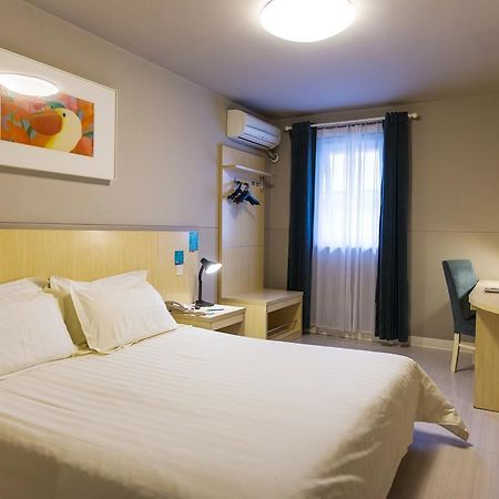 Jingjiang Inn Shanghai Jiading Chengzhong Road Buitenkant foto