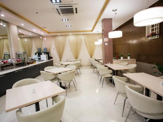 Jingjiang Inn Shanghai Jiading Chengzhong Road Buitenkant foto