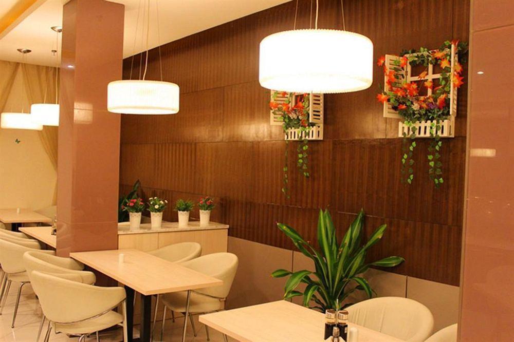 Jingjiang Inn Shanghai Jiading Chengzhong Road Buitenkant foto
