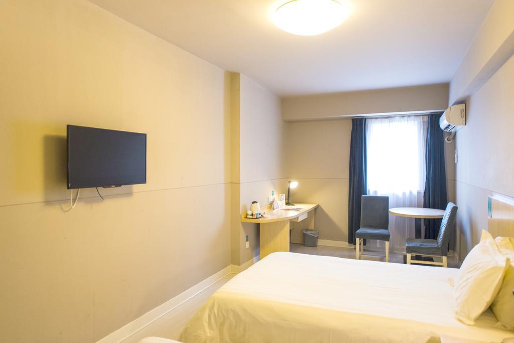 Jingjiang Inn Shanghai Jiading Chengzhong Road Buitenkant foto