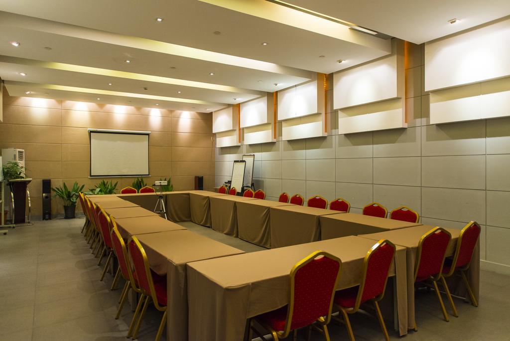 Jingjiang Inn Shanghai Jiading Chengzhong Road Buitenkant foto